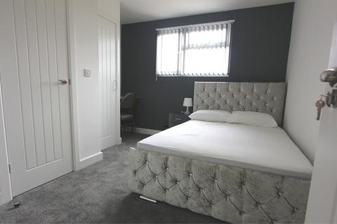 5 bedroom semi-detached house to rent, Oxford Street, Coventry CV1