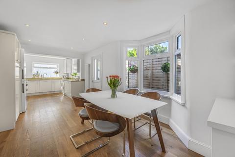 37 Whateley Road, London, SE22 9DE