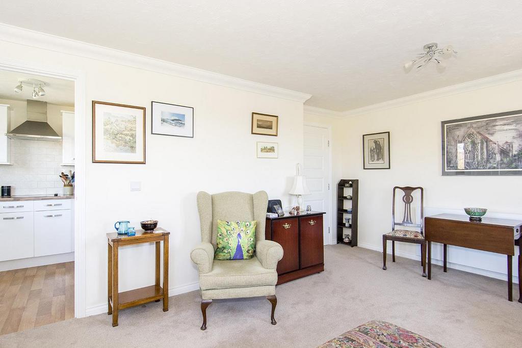 (Lounge Photo Two)