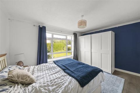 37 Barnfield, Iver, SL0 0AL