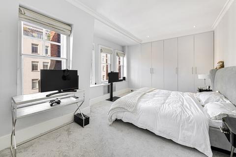 1 bedroom flat to rent, Mount Street, London