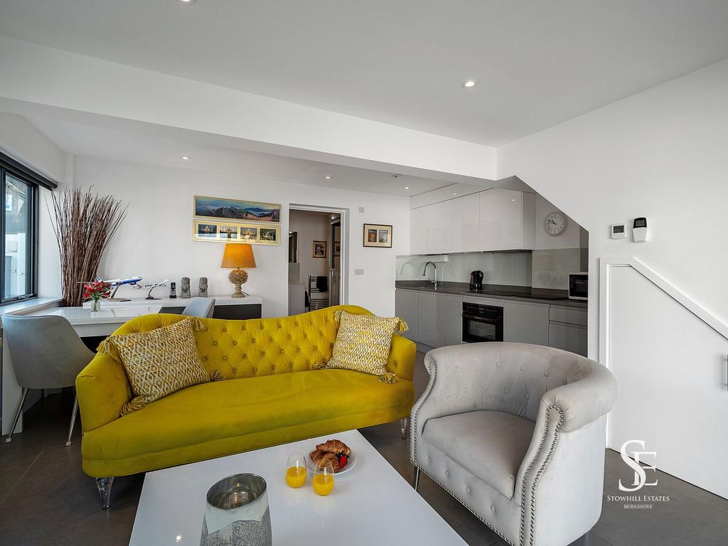 Annexe Living Area / Kitchen