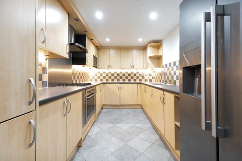 undefined, Wadbrook Street, Kingston Upon Thames, Surrey, KT1