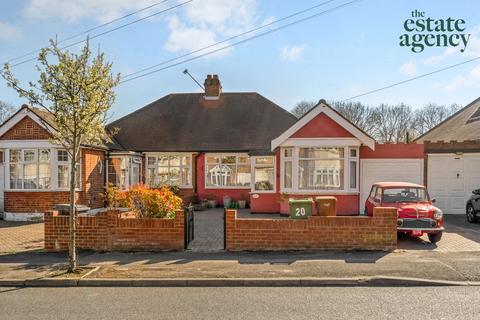 20 Gunners Grove, London, E4 9SS