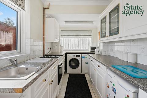 20 Gunners Grove, London, E4 9SS