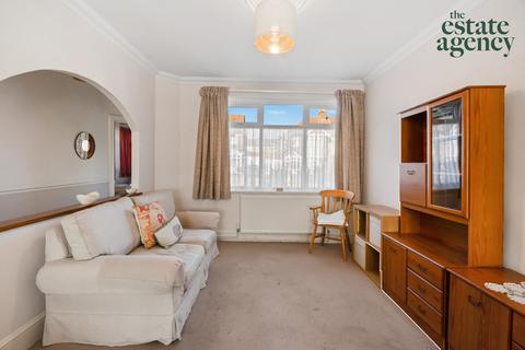 20 Gunners Grove, London, E4 9SS