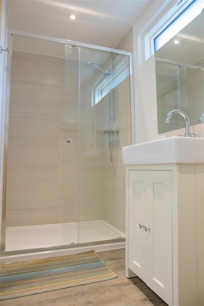 Bath 2.jpg