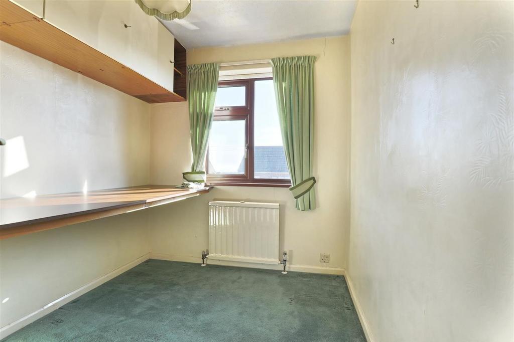 Bed3.jpg