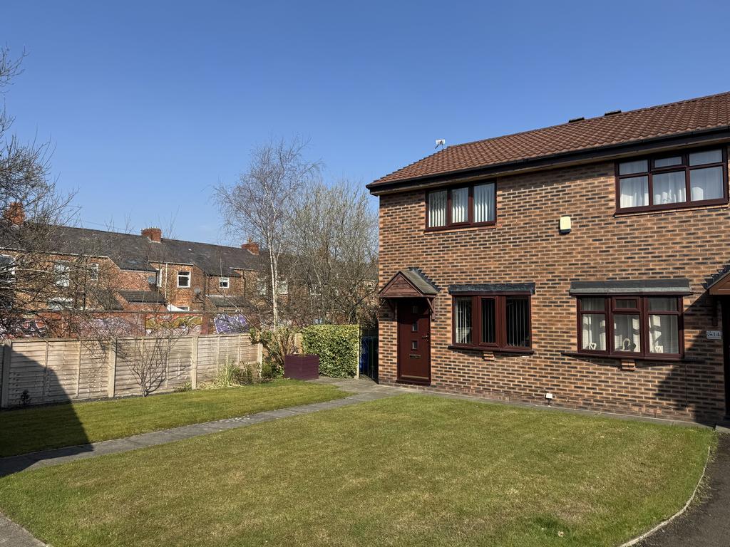 2 Bedroom Semi Detached for Sale