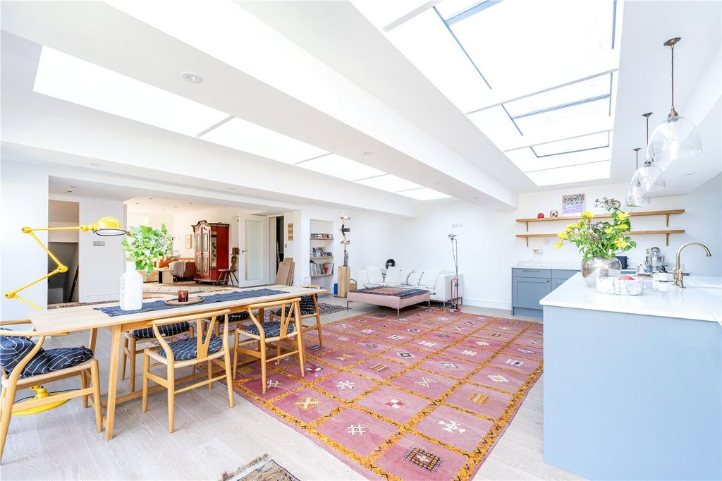 Kitchen/Family Room