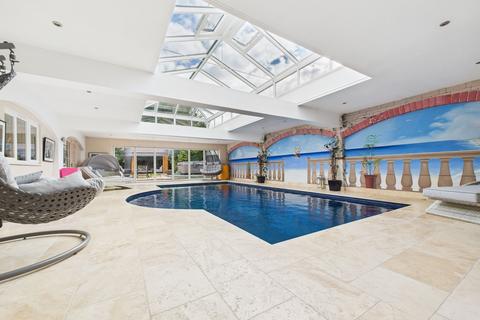 5 bedroom detached house for sale, Debdale, Orton Waterville, PE2