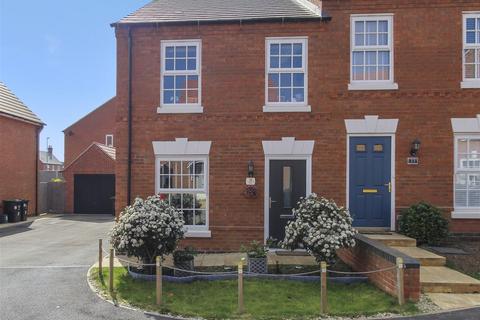 11 Emerald Way, Irthlingborough, Wellingborough, NN9 5GU