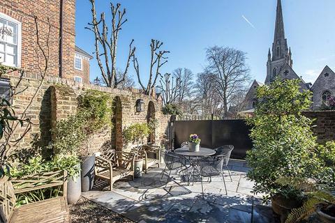 undefined, Hampstead Square, London, NW3