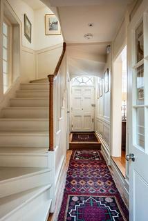 2 Hampstead Square, London, NW3 1AB
