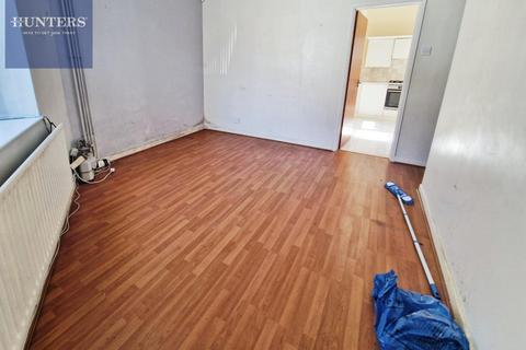 2 bedroom end of terrace house for sale, Cardigan Terrace, Bridgend