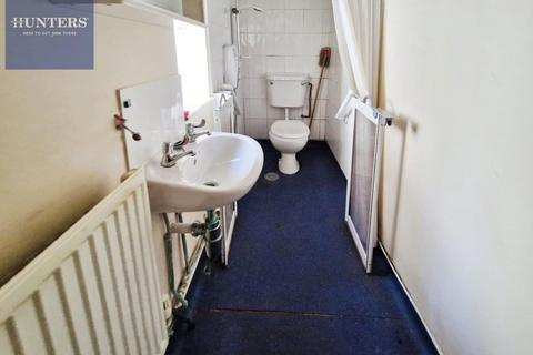 2 bedroom end of terrace house for sale, Cardigan Terrace, Bridgend