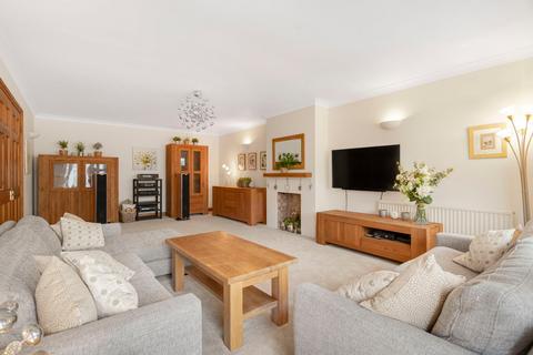 6 bedroom detached house for sale, Mallard Croft, Haddenham HP17