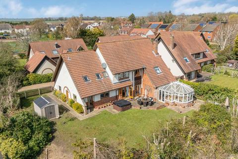 6 bedroom detached house for sale, Mallard Croft, Haddenham HP17