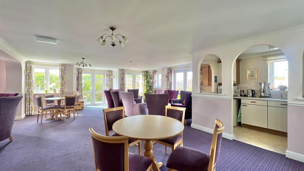 Communal Lounge