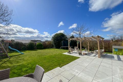 27 Garsdale, Birtley, Chester Le Street, DH3 2EZ