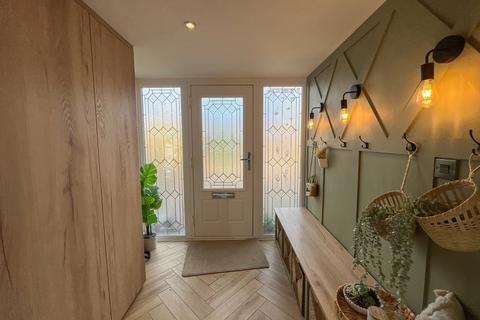 27 Garsdale, Birtley, Chester Le Street, DH3 2EZ