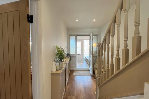 27 Garsdale, Birtley, Chester Le Street, DH3 2EZ