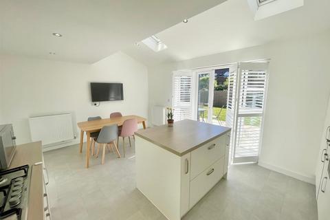 31 Bentley Grove, Peterborough, PE3 6GY