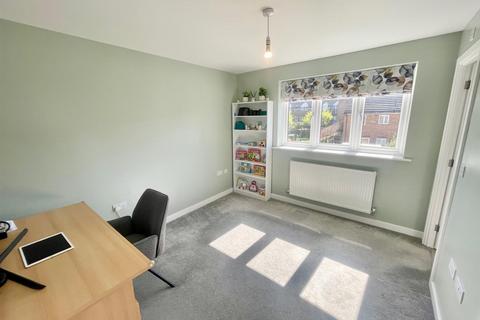 31 Bentley Grove, Peterborough, PE3 6GY