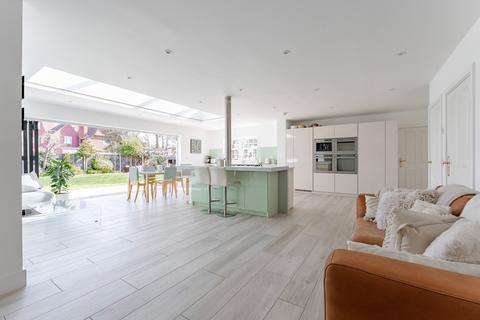 11 Appleacres, Old Catton, Norwich, NR6 7BA