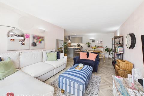 2 bedroom apartment for sale, Washington Wharf, Birmingham, West Midlands, B1
