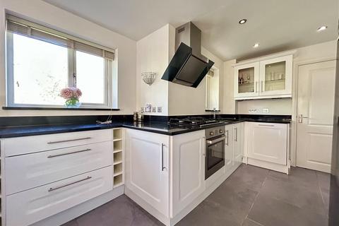 3 bedroom detached house for sale, Lutley Avenue, Halesowen