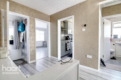 2 bedroom maisonette for sale, Perkins Road, Newbury Park