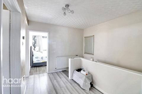 2 bedroom maisonette for sale, Perkins Road, Newbury Park