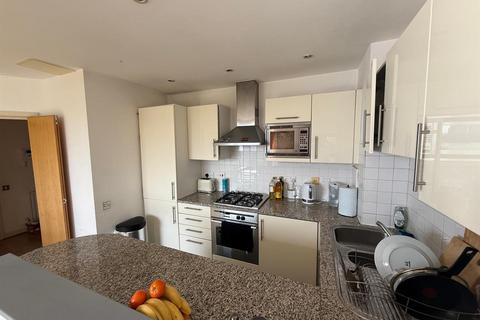1 bedroom flat to rent, Ocean Wharf, Canary Wharf, London E14