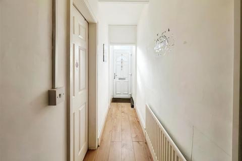 2 bedroom flat for sale, Richmond Road, South Shields