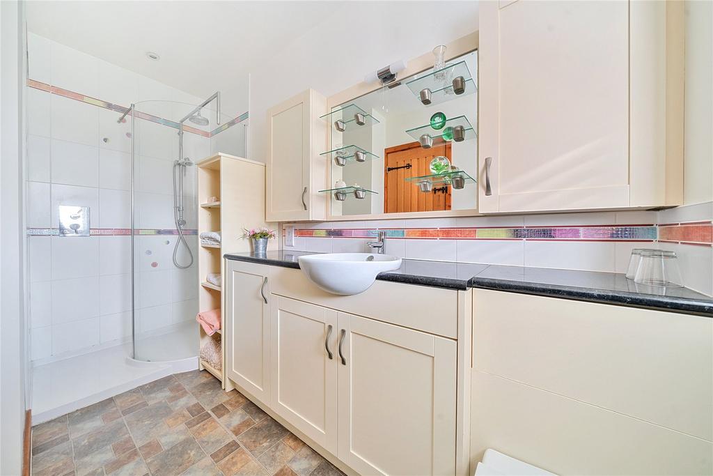 Ensuite