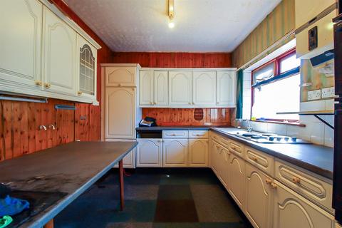 3 bedroom terraced house for sale, Nell Gap Lane, Wakefield WF4