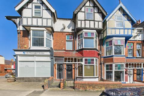 129 Dean Road, Scarborough, YO12 7JH
