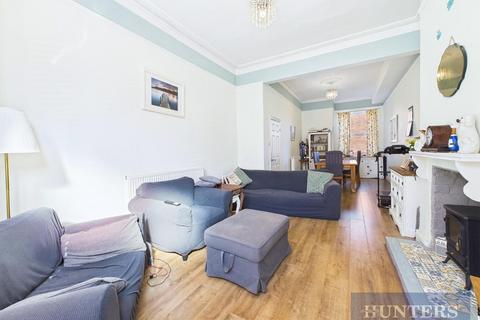 129 Dean Road, Scarborough, YO12 7JH