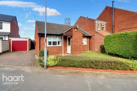 2 bedroom detached bungalow for sale, Winterton Close, Leicester