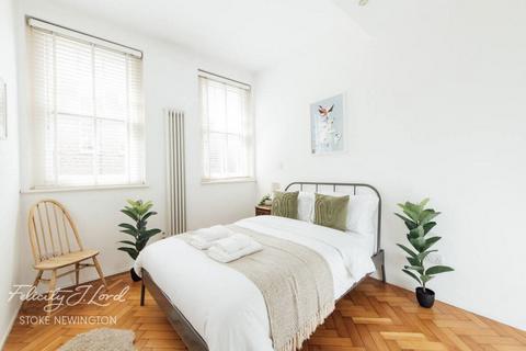 2 bedroom apartment to rent, Stoke Newington High Street, LONDON