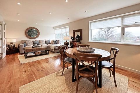 2 bedroom apartment for sale, Hampton Lane, Solihull, B91