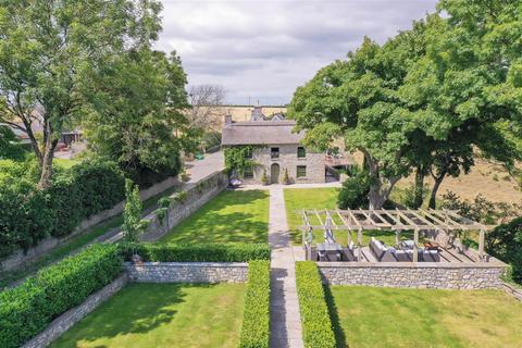 4 bedroom farm house for sale, Cliff House, Llancarfan, Vale Of Glamorgan, CF62 3AJ