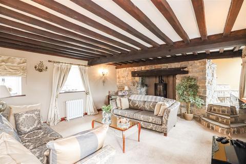 4 bedroom farm house for sale, Cliff House, Llancarfan, Vale Of Glamorgan, CF62 3AJ