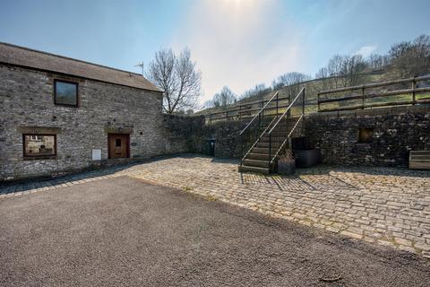 2 bedroom semi-detached house for sale, 4 The Fold, Main Street, Taddington, Buxton, SK17 9UB