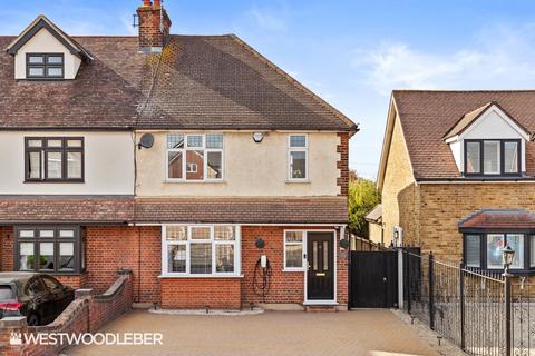 51 Pecks Hill, Nazeing, Waltham Abbey, EN9 2NX