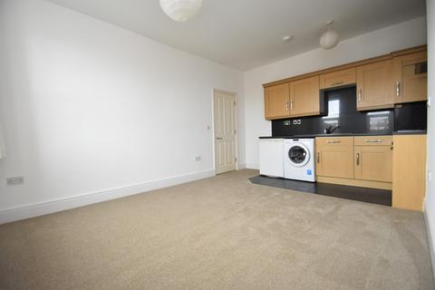 2 bedroom flat to rent, St Andrews Road, Southsea PO5