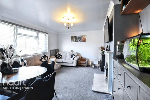 20 Martin Road, Aveley, South Ockendon, RM15 4TS