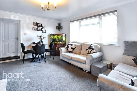 20 Martin Road, Aveley, South Ockendon, RM15 4TS