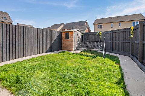 3 bedroom semi-detached house for sale, Waterside Crescent, Castleford, Castleford